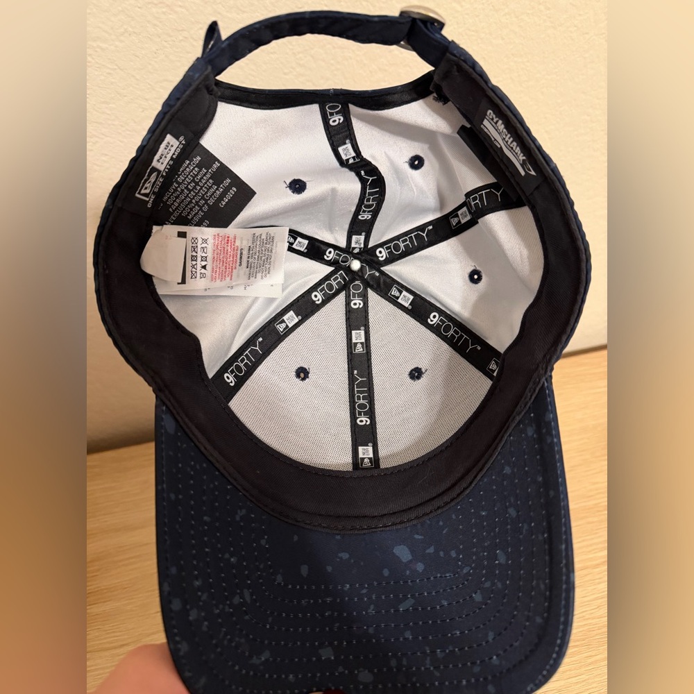 Gymshark New Era Universe Print Cap - Picture 3 of 5